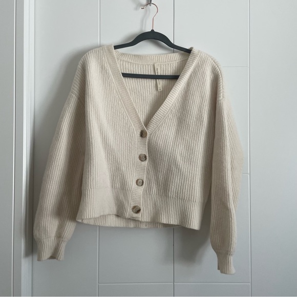 Aritzia Babaton Lagoon Cardigan - Picture 3 of 10